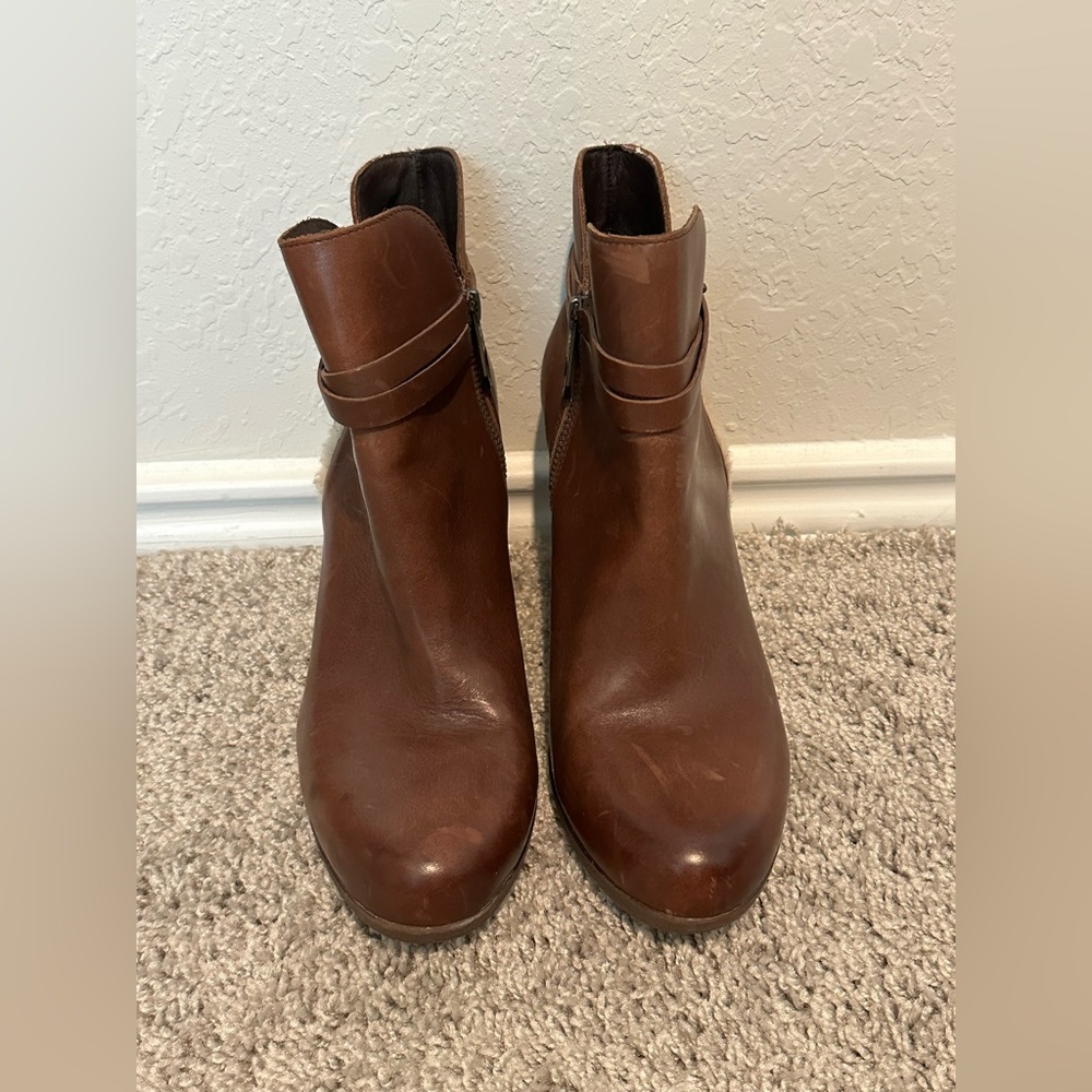 UGG Wedge Leather Ankle Boots